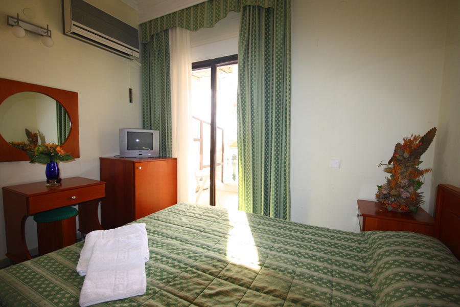 Hotel Cavo D' Oro Nea Moudania Camera foto