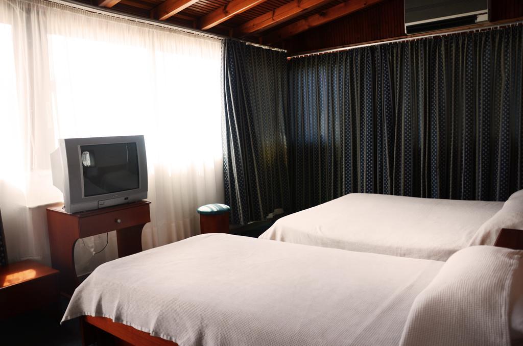 Hotel Cavo D' Oro Nea Moudania Esterno foto